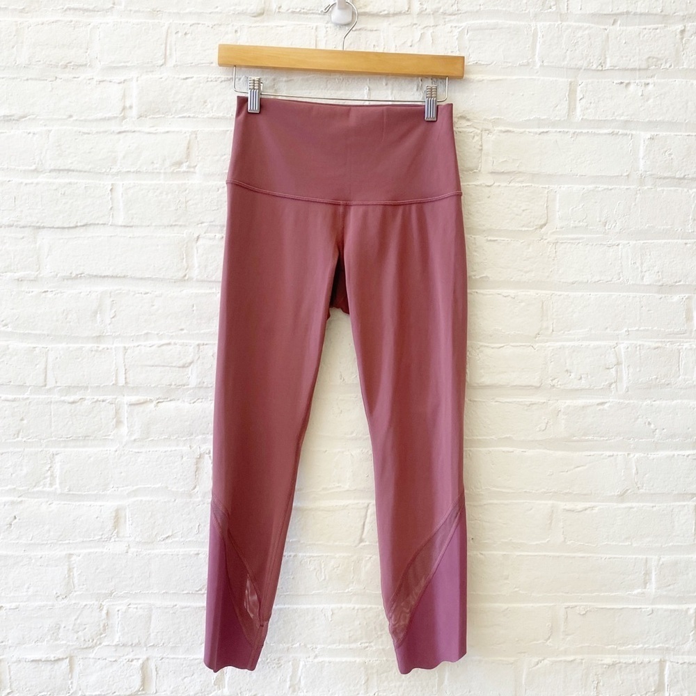 Lululemon || Wunder Under Scalloped Hem High-Rise Crop 23"‎ Luxtreme Roll Down